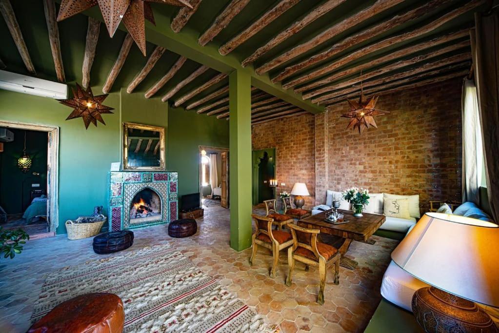 别墅 Aux Portes De Marrakech Arts & Deco Avec Piscine 马拉喀什
